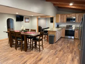 Akron Ponderosa-Private home on 86 acres with pond - Image 4