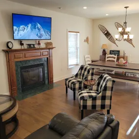 Walk to the Village. Cozy 4 Bedroom, 3 Bath Home - Image 4