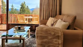 “Alpine Cocoon” – Sunny Balcony & Nature - Image 3