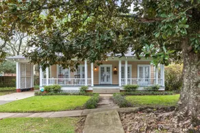 Romantic Acadian Cottage in Downtown Lafayette - Image 4