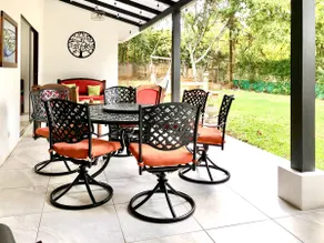 Casa Dali - Secluded yet close to SJO Airport & INCAE - King bed, fast wifi - Image 2