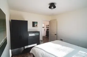 Lovely 1-bed vacation home w/ off street parking. - Image 2