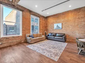 Roost Loft 3 - Trendy apt in downtown Toledo! - Image 2