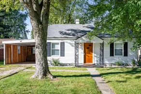 Clean & Bright home on South Side - Image 2