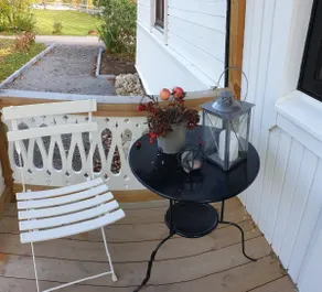 Cozy house with patio. Close to lakes & nature - Image 3