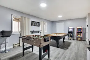 Remodeled 6BD/3BA Home w/AC, Near Top Pocono Attractions & Premier Amenities! - Image 5