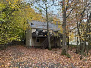 Remodeled 6BD/3BA Home w/AC, Near Top Pocono Attractions & Premier Amenities! - Image 2