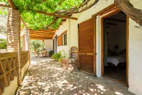 Troglodyte house, courtyard. Absolutely private, high standing - Image 5