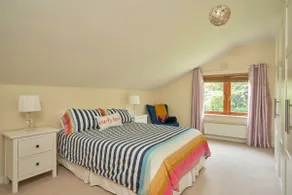 Dublin 'Home from Home', Luxury, Private Secure House - Image 5