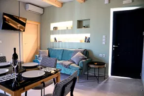 Havana 3 Luxury Pool and Sea Apartment - Image 3