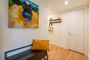 Lucky Penny: Modern Apartment, Spectacular Views - Image 4