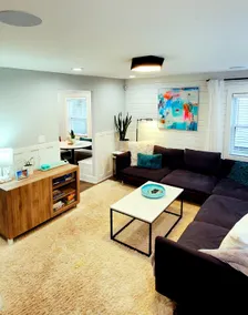 Miller Beach Cozy Cottage with indoor fireplace - Image 2