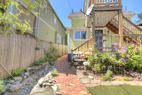 Adorable Studio Guesthouse w/shared outdoor space - Image 5