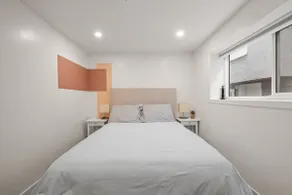 Spacious 3BR Near Transit with AC - Image 3