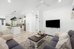 Chef's Kitchen. Netflix. BBQ. Beach 15-minute drive. - Image 2