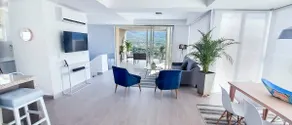 Exclusive Penthouse with a View of the Sierra Nevada - Image 2