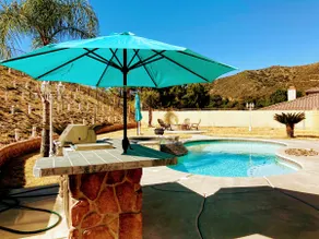 Vineyard Retreat, Pool & Amazing Views! - Image 4