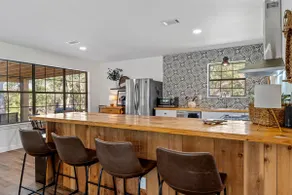 Brazos Riverside Cottage - Family, Fun Getaway - Image 3
