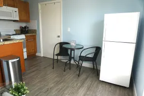 Lovely & Cozy Miami Stay | Steps from Airport - Image 3