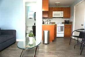 Lovely & Cozy Miami Stay | Steps from Airport - Image 2