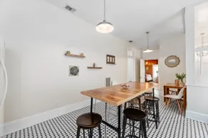 Historic Home in Oakleigh, Sleeps 10, Mardi Gras - Image 5