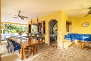 Epic adventures in Costa Rica! AC, Wi-Fi, Pool! - Image 5