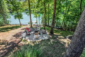 Lakein' It Easy With Private Dock - Image 3