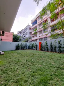 8BR Villa w/ Garden | Groups & Families - Image 4