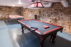Highland Cottage - Dickson St/Pool Table/PingPong - Image 3