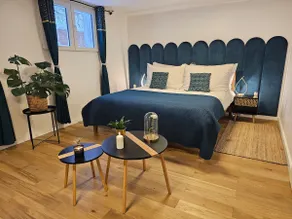 Guest house with private cinema and Swedish bath - Image 2