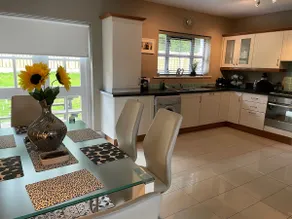 Entire contemporary 3 bed residential home. - Image 4