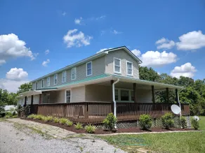 Backwoods Family Getaway! 3 Bedroom house! - Image 2