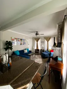 The Little Blue Bungalow - Image 4