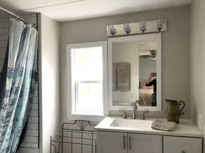 Emmy's Briny Breeze Getaway - Image 3