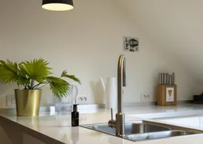 Luxury loft (3 bedrooms & free parking) near expo - Image 4