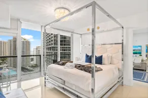 ★Incredible View -Luxury Unit at the W Brickell★ - Image 3
