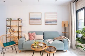 Centrally located apartment in old palace house - Image 3