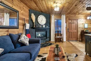 Serene Cabin | 2 King Suites | 5 Minutes to it all - Image 2