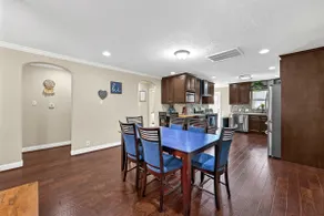 Pet Friendly 🏠 Garden Oaks/Forest Oak area 4 Bd/2b - Image 5