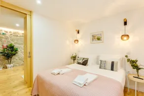 Riverside 2 Bedroom Apartment by DA'HOME - Image 2