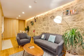 Riverside 2 Bedroom Apartment by DA'HOME - Image 3