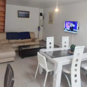 Friendly house with 3 bedrooms. - Image 3