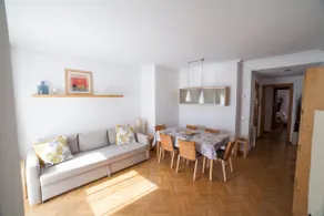 Flat with parking in the center of Las Rozas - Image 5