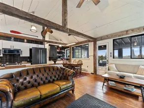 Lakefront cottage with Fireplace Sauna Mini forest - Image 4