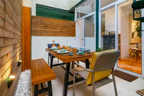 WHome Casa Alcazar Perfect spot w/ private Patio - Image 4