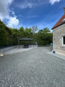 House near the beaches and landing sites - Image 4