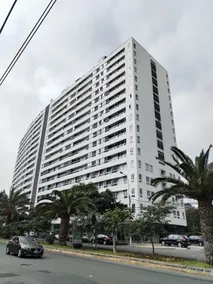 Apartment with pool and gym, 10 min Larcomar - Image 4