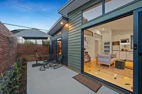 The secret little house - Image 3