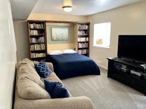 Spacious 2-Bedroom Basement Guest Suite - Image 4