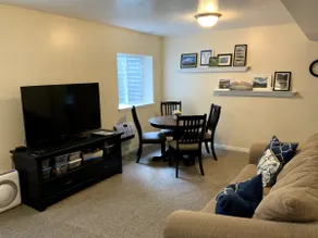 Spacious 2-Bedroom Basement Guest Suite - Image 5